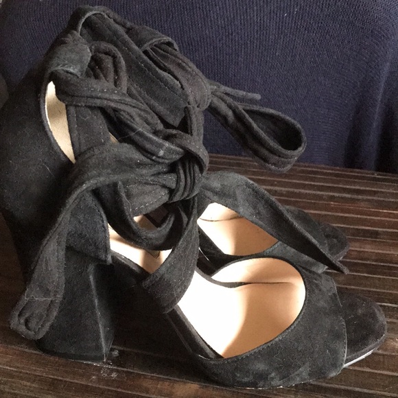 🚨B2G1 KARL LAGERFELD Black Leather Open Toe Block Heels - Picture 4 of 8